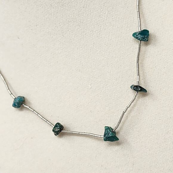 Vintage Sterling Silver Genuine Turquoise Native American Necklace - Picture 2 of 4